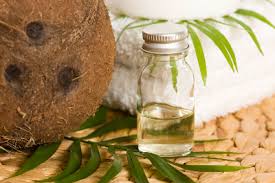 Estudiantes de la UV elaboran shampoo orgánico contra piojos