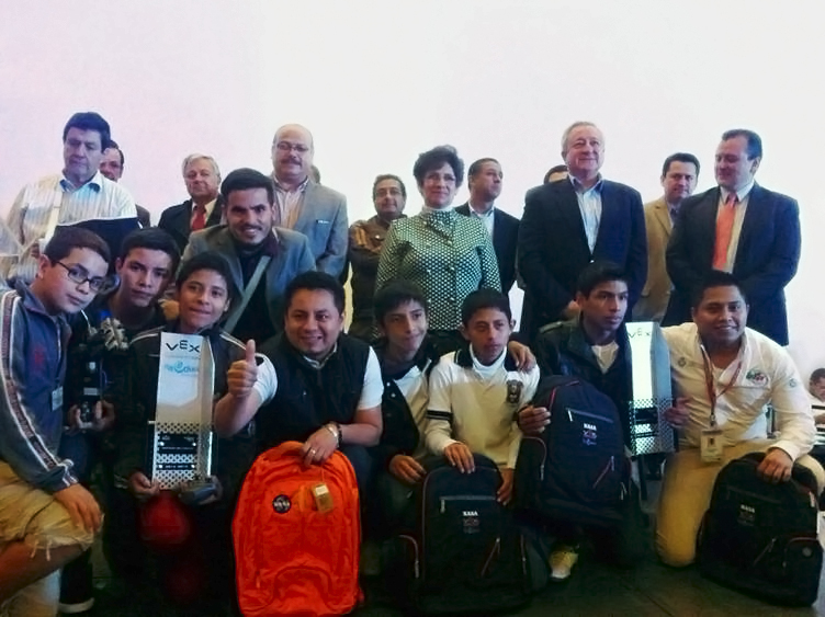 Triunfa Academia de Robótica de la UTGZ en Torneo Nacional