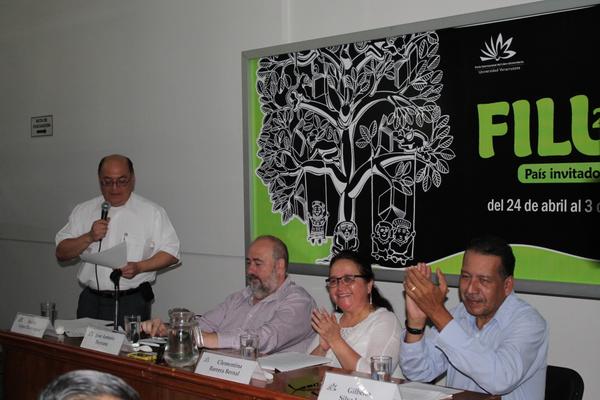 Presentación de libros en la FILU 2015