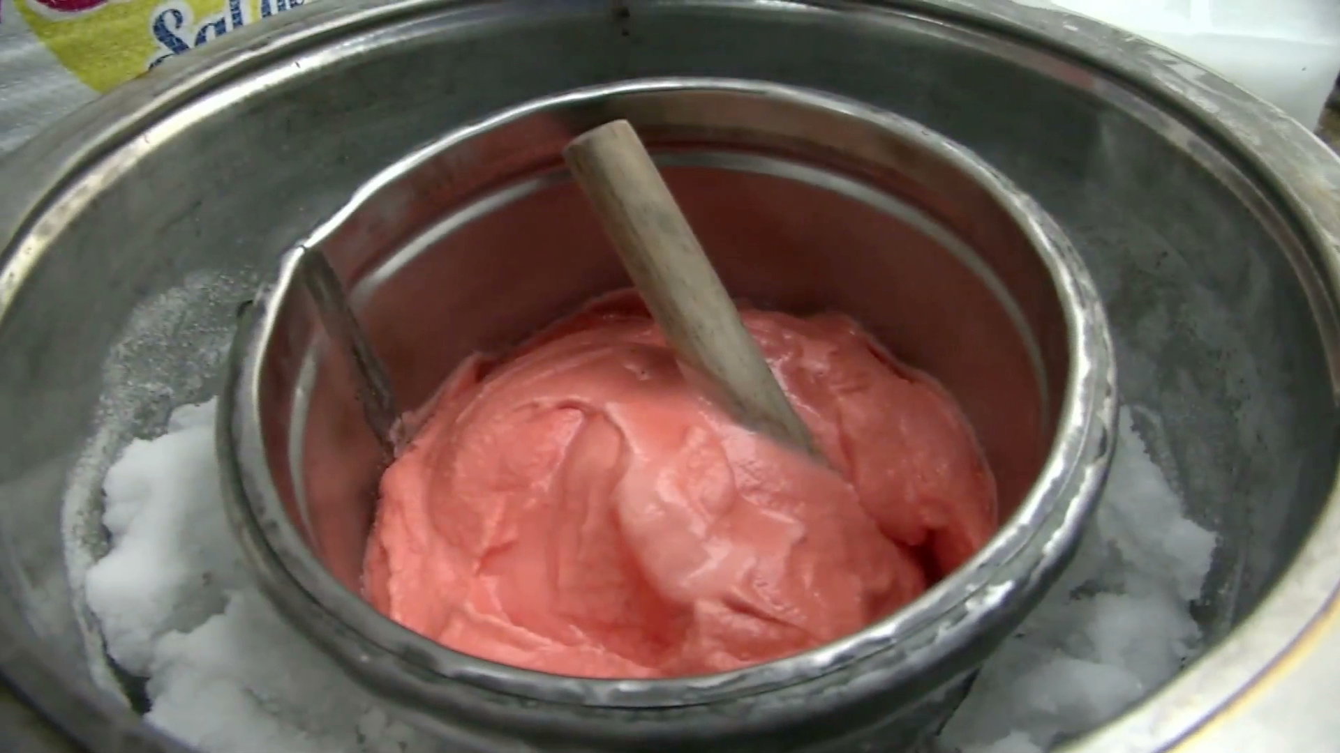 Neveros de Xalapa preservan elaboración artesanal