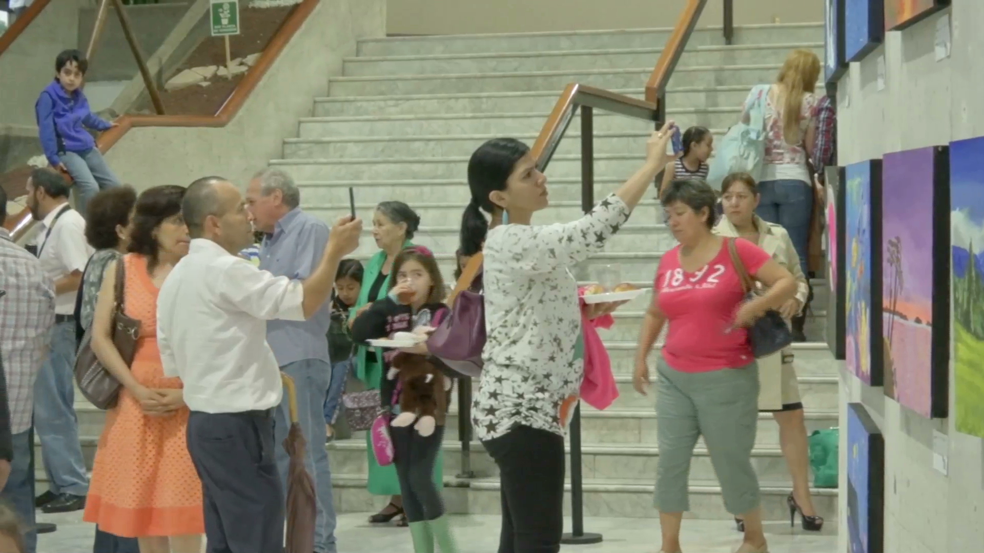 “Pinceladas de alegría”, muestra de alumnos de la Galería Curiel en el Congreso del Estado
