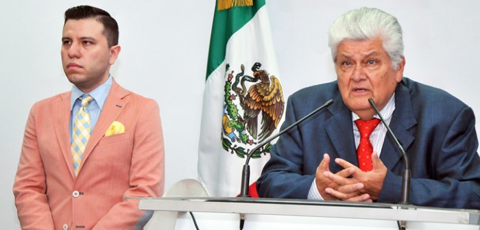 Presentan convocatoria de ingreso al Ismev