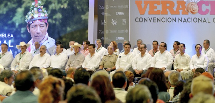 Inauguran LXXIX Asamblea de la Confederación Nacional de Organizaciones Ganaderas en Veracruz