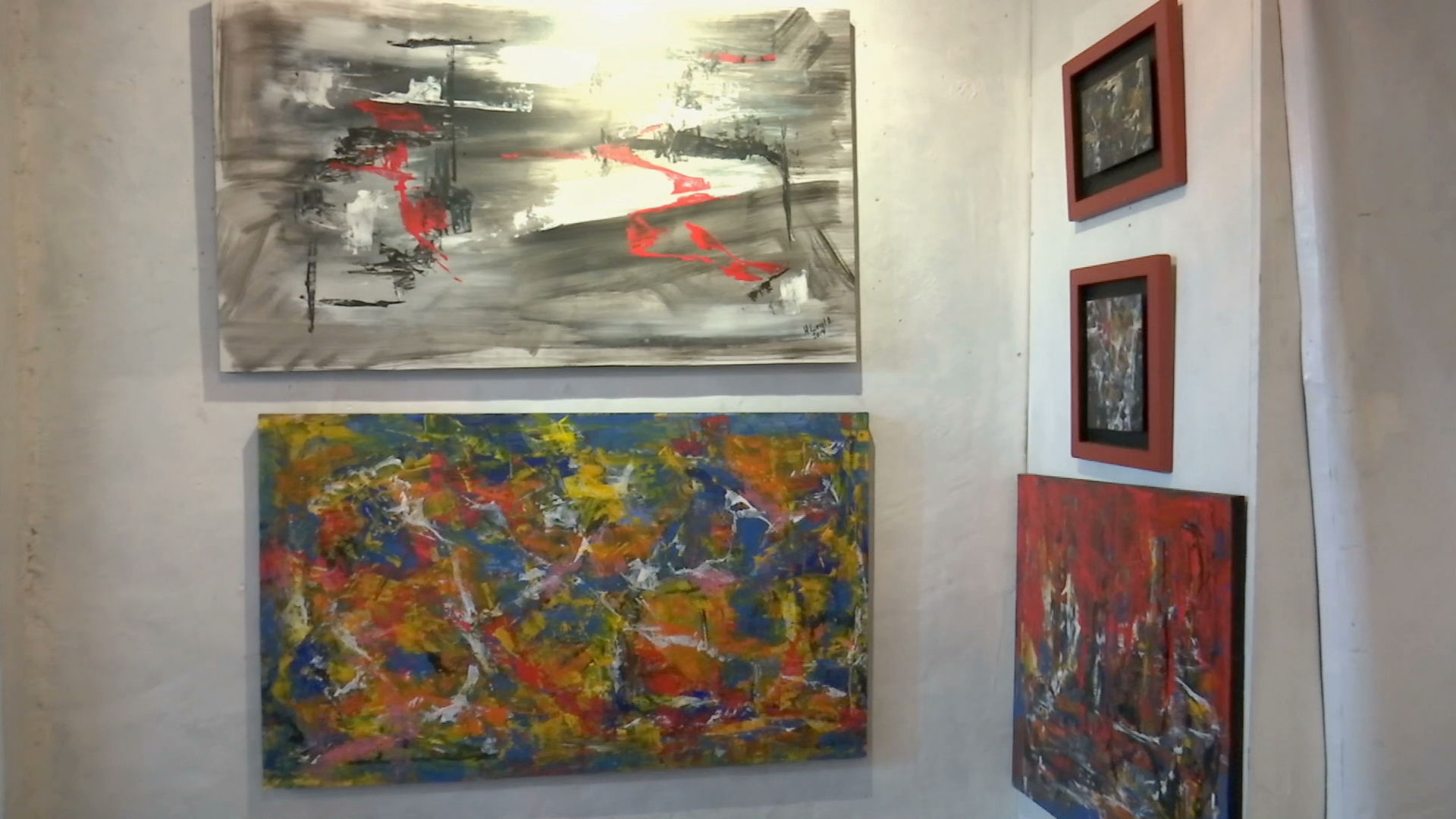 Inicia expo venta de pinturas a beneficio de la pequeña  Rachel