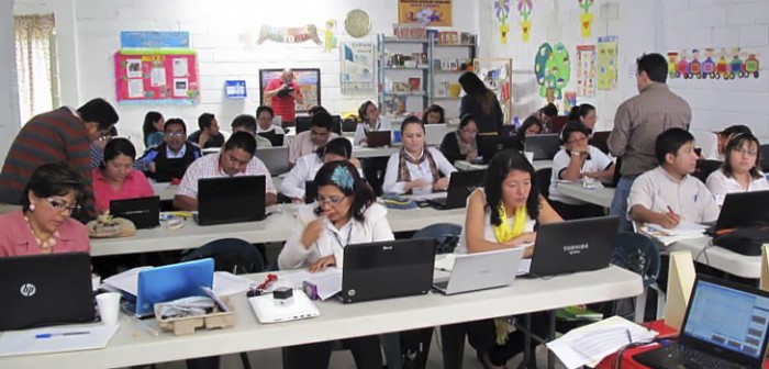 Capacitan a docentes de la zona centro en producción multimedia