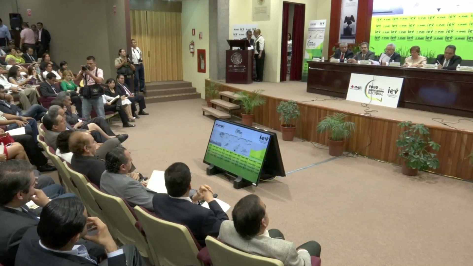 Inicia INE distritación electoral local en Xalapa