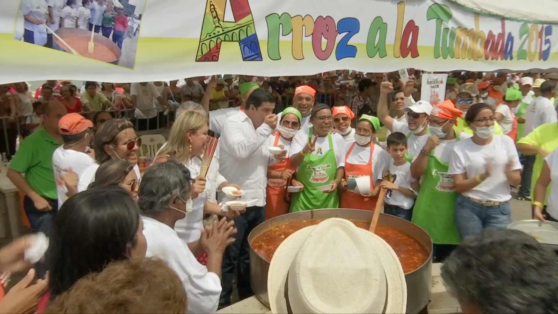Alvarado rompió récord con el arroz a la tumbada más grande del mundo