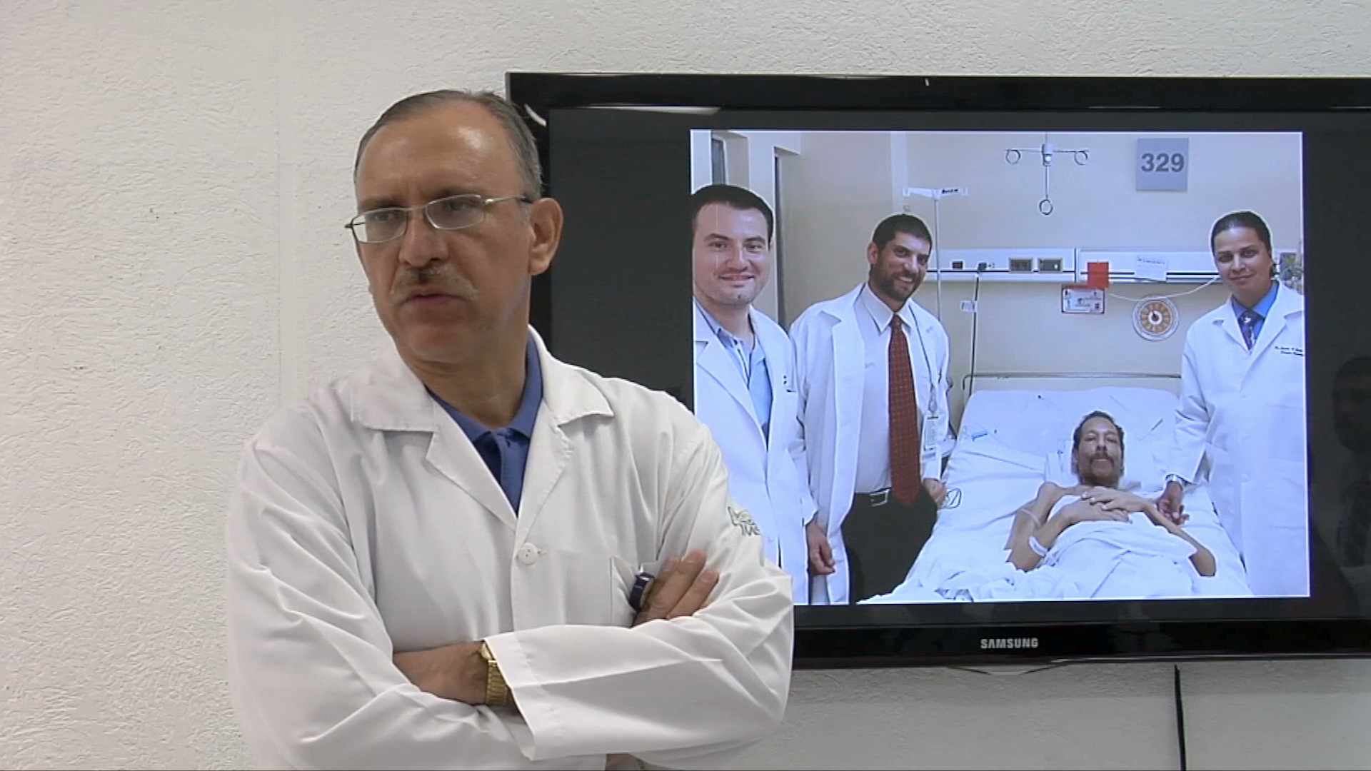 Realizan en el IMSS Veracruz primera cirugía translumbar de México