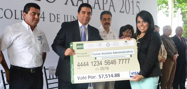 Inauguran segunda Feria de Empleo Xalapa 2015