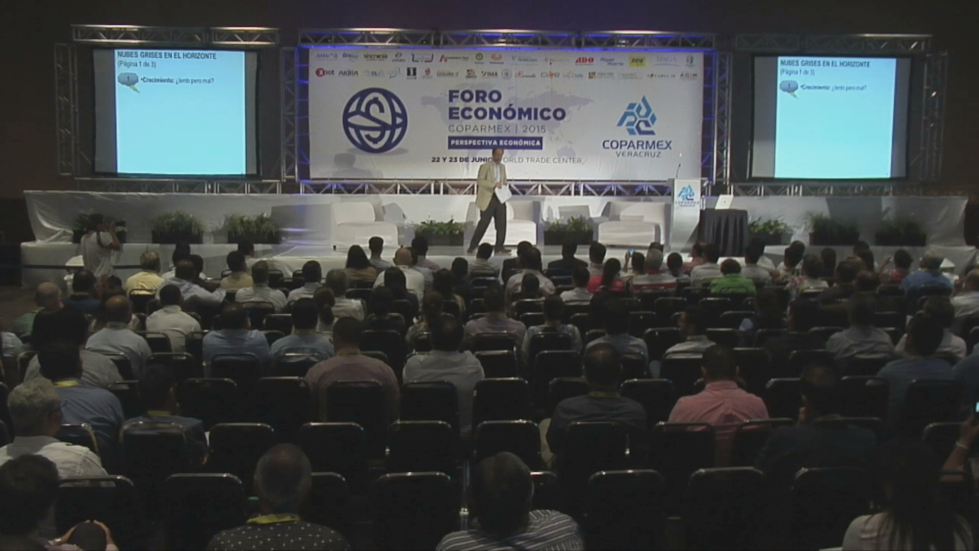 Concluye el Foro Económico 2015 para apoyar a las pequeñas y medianas empresas