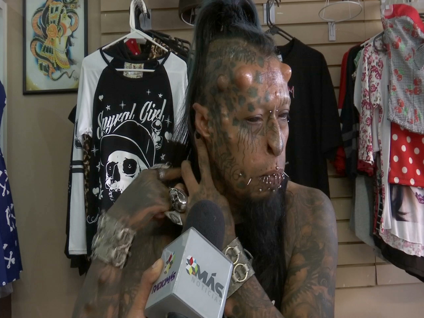 Modificaciones corporales, nueva tendencia después de los tatuajes