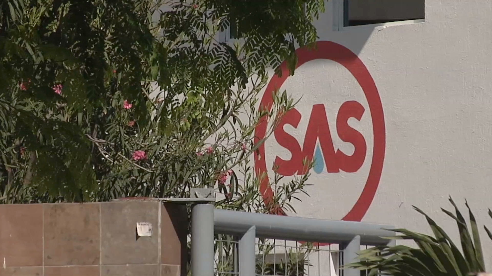 Atiende Gobernador a extrabajadores del SAS