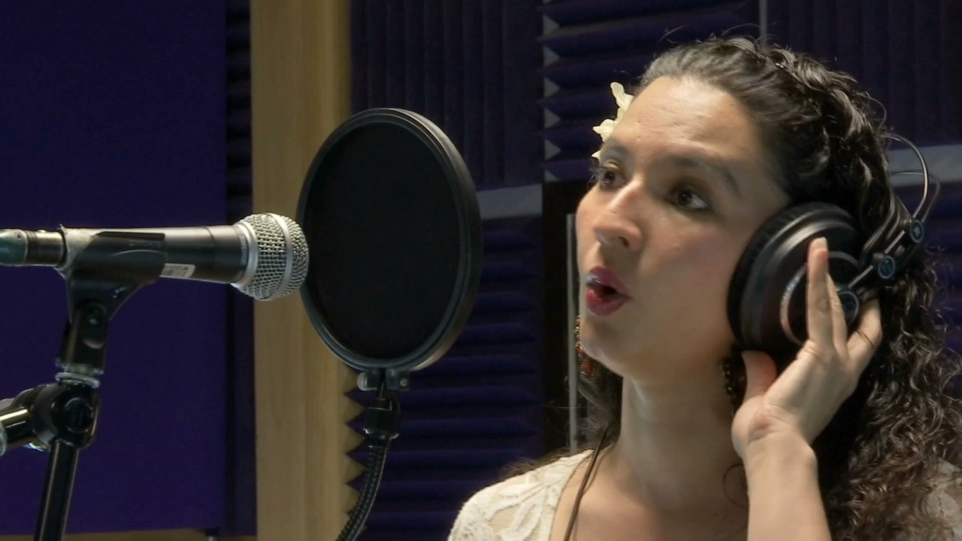 Soprano solicita apoyo para estudiar en Alemania