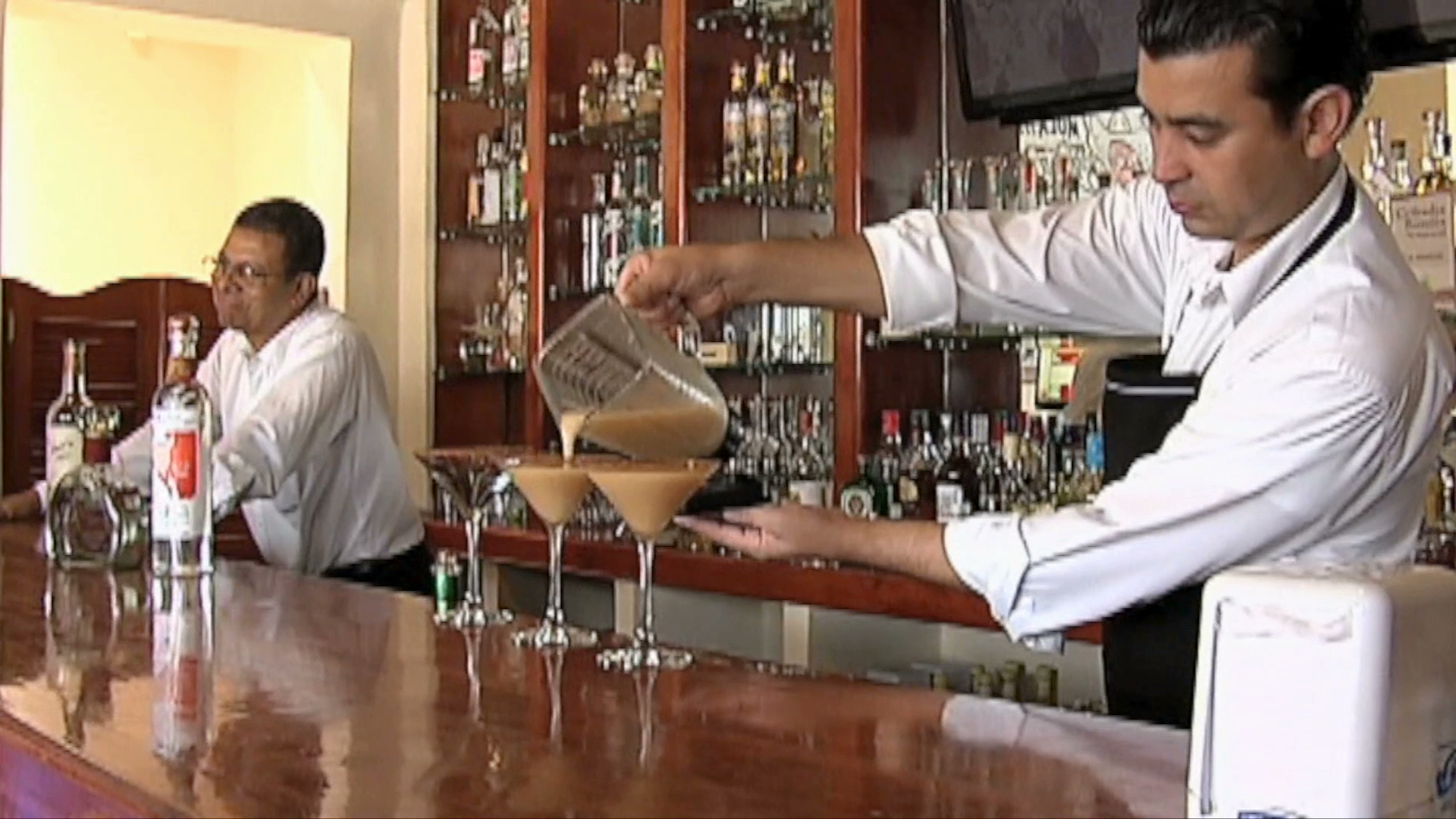 Empresarios piden que venta de alcohol no se restrinja a partir de las dos de la mañana