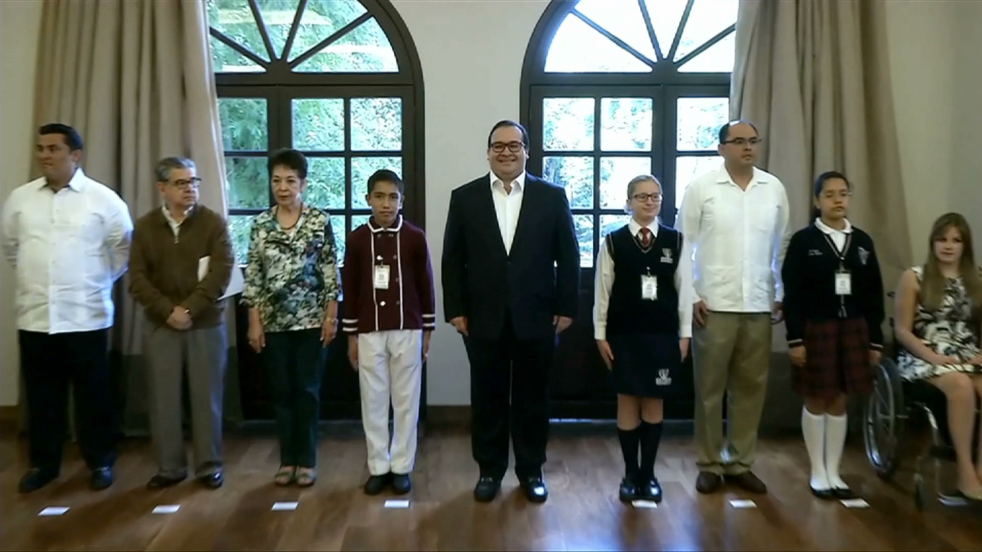 Reconoce Javier Duarte excelencia de estudiantes veracruzanos