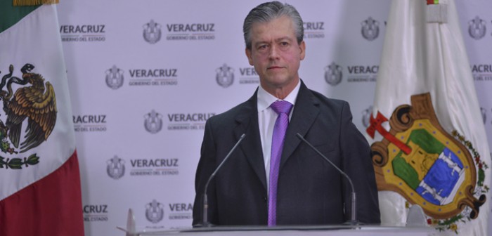 Presenta Gerardo Buganza renuncia como secretario de Gobierno