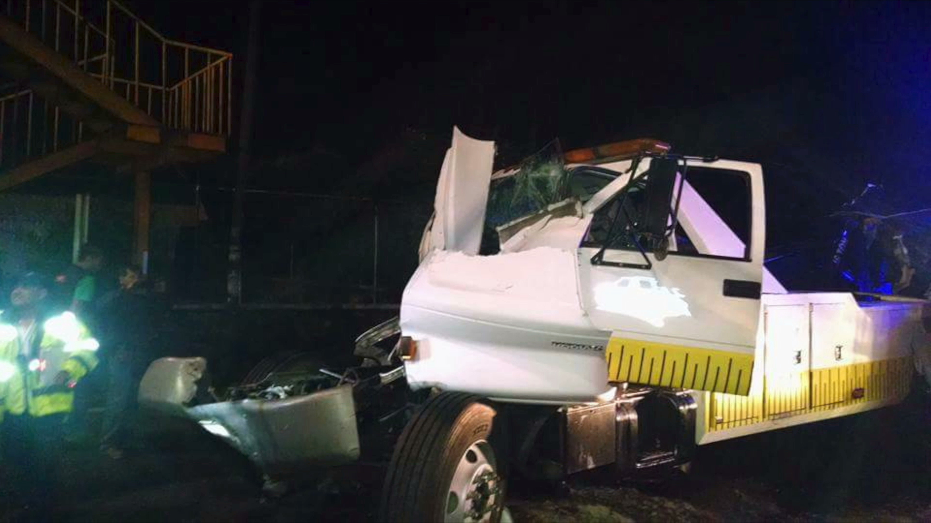 Unidades de carga pesada provocan tres accidentes en la avenida Lázaro Cárdenas