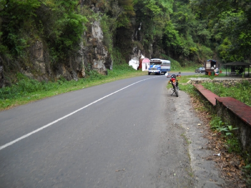 Anuncian el cierre de la vía Briones-Coatepec