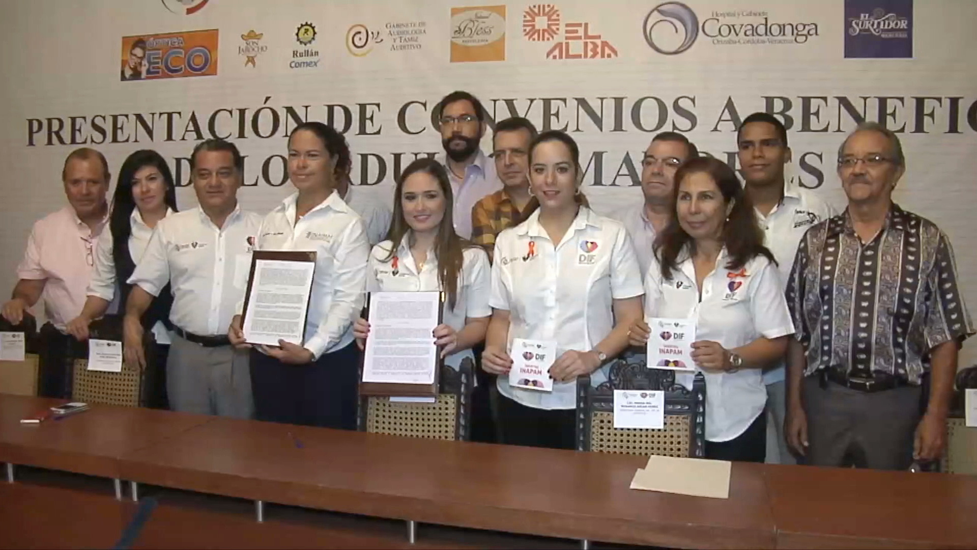 DIF Veracruz e Inapam firman acuerdo para beneficiar a adultos mayores
