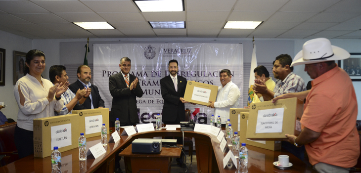 En Veracruz, 120 municipios ya cuentan con el programa Destraba