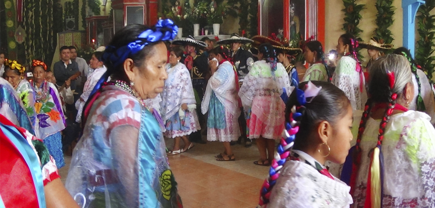 Magna exposición de códices dancísticos en fiesta patronal del municipio de Chumatlán