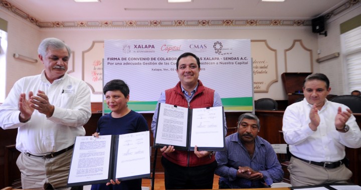Firman convenio para dar uso sustentable al agua en Xalapa