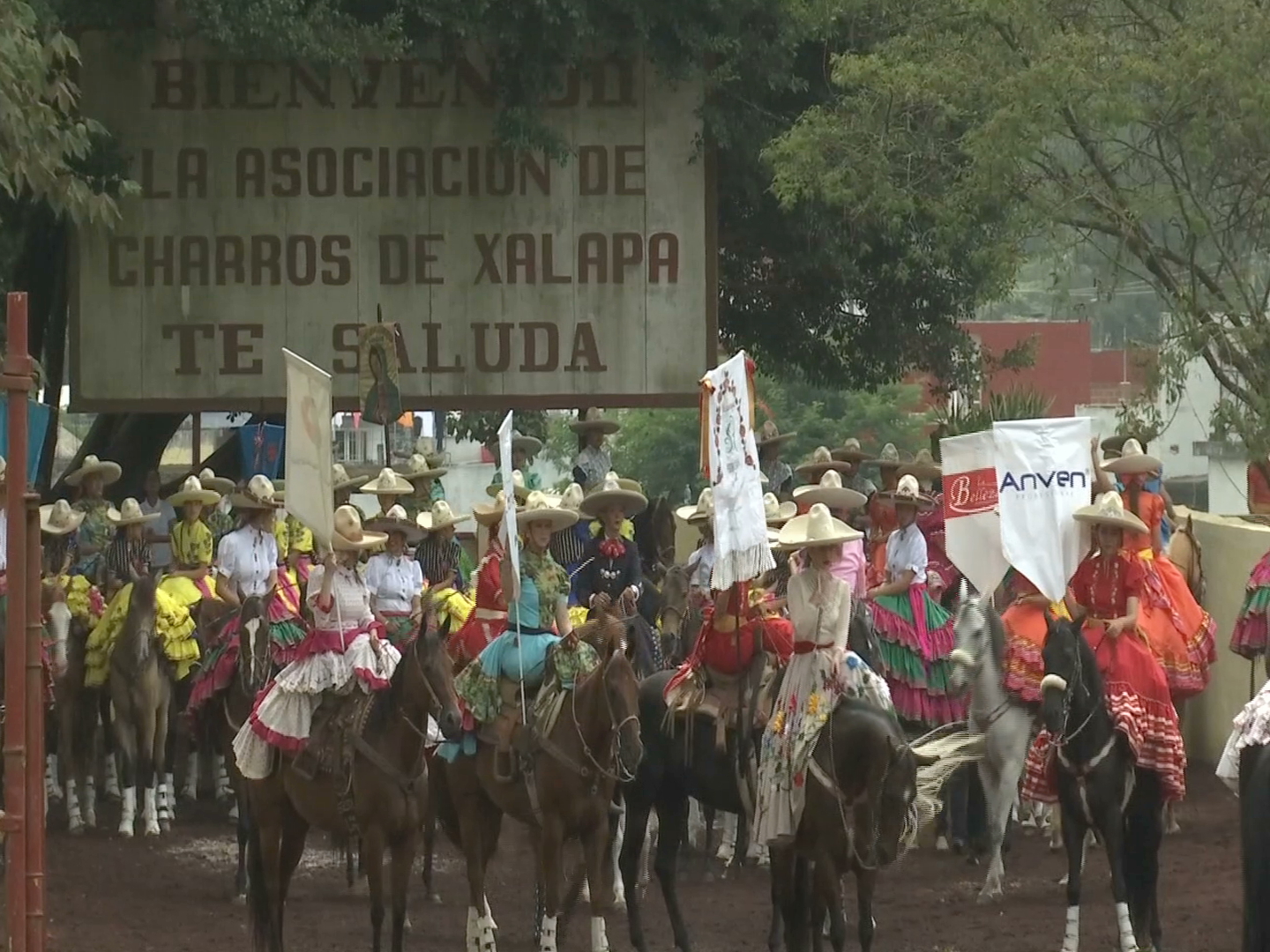 Realizan la IX Feria de Escaramuzas en beneficio de Conecalli