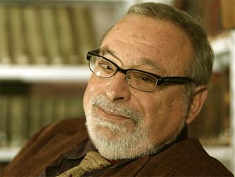 El periodismo consiste en descubrir la verdad: Savater