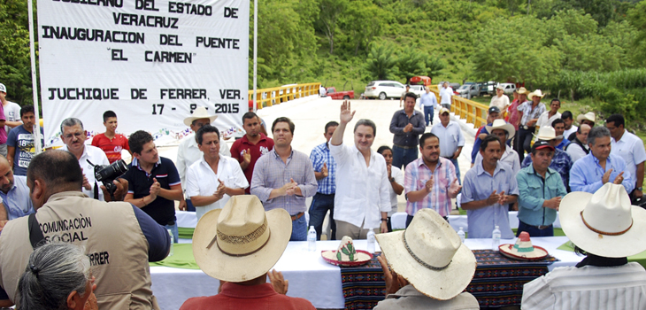 Inauguran puente El Carmen en Juchique de Ferrer, en beneficio de 15 comunidades