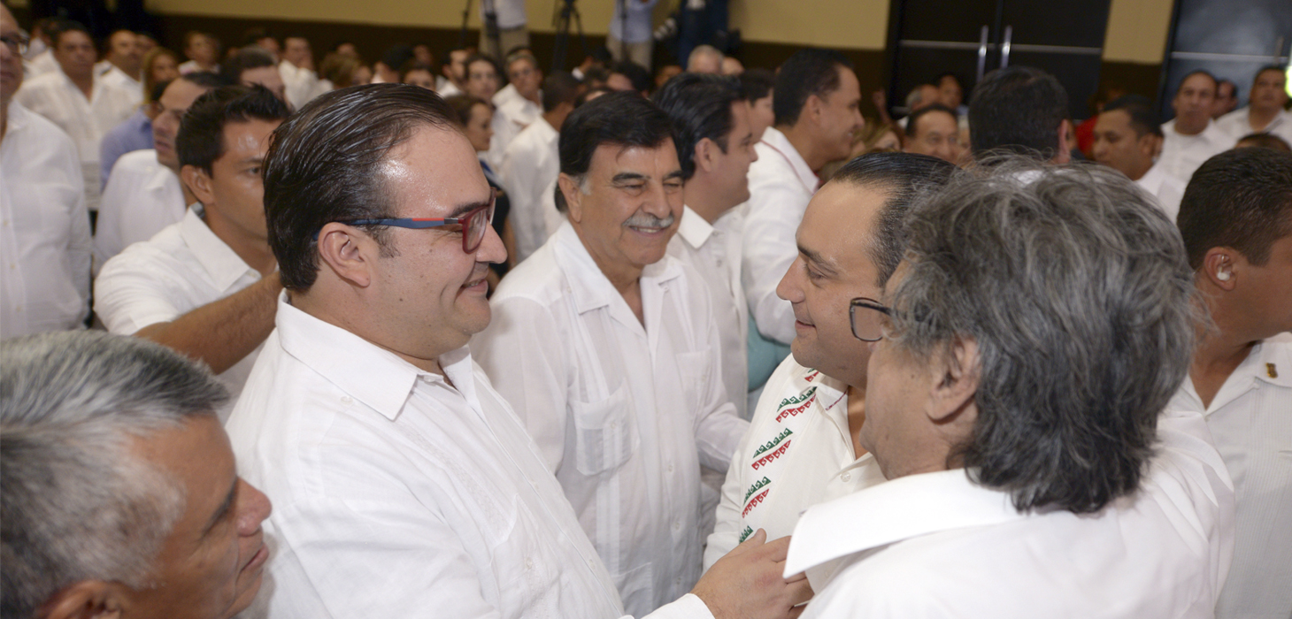 Asiste Javier Duarte al Cuarto Informe de Gobierno de Roberto Borge Angulo