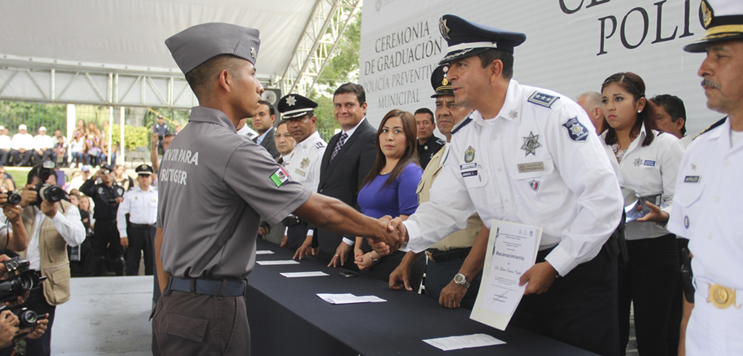 Se gradúan 272 elementos de cursos de formación policial
