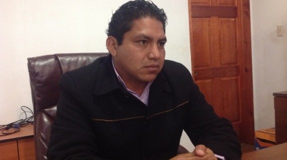 Alcalde y síndico de Ayahualulco presentan pruebas de descargo