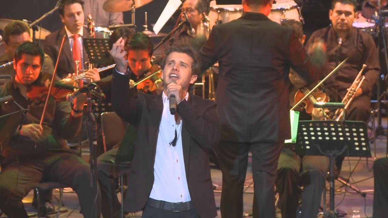 Samuel Castelli graba en RTV tema homenaje a Puebla