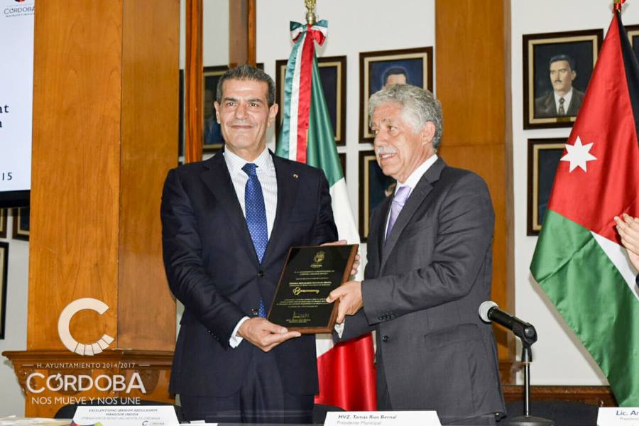 Entregan las llaves de Córdoba al embajador de Jordania en México