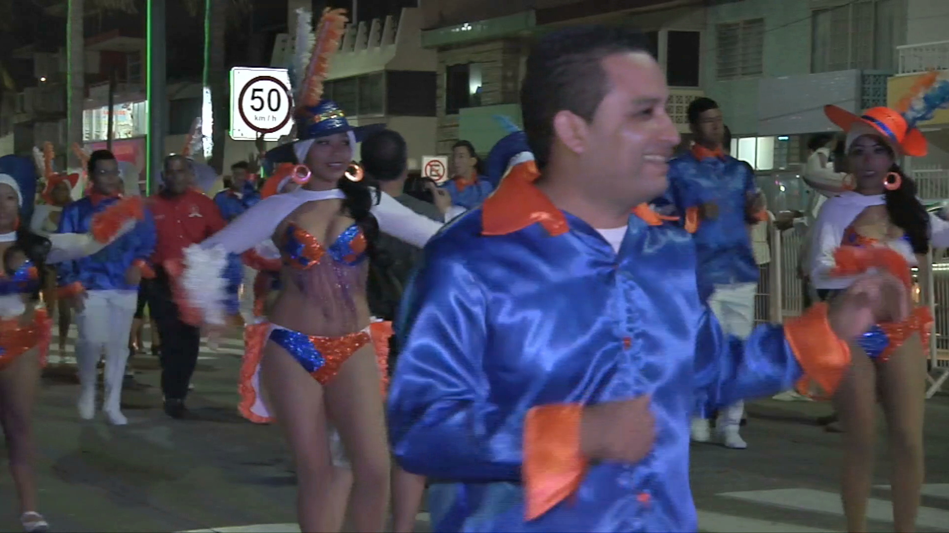 Disfrutan del Segundo Papaqui en la ciudad de Veracruz