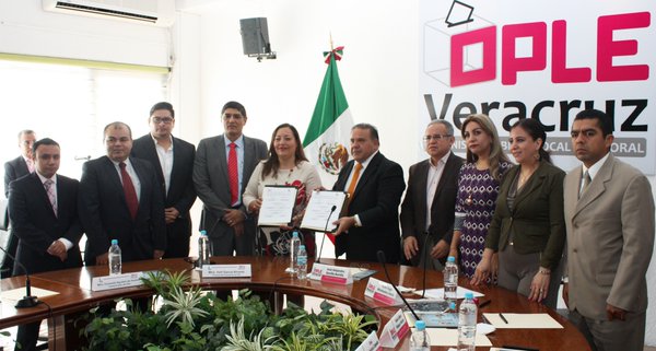 OPLE firma convenio con IVAI para fortalecer transparencia