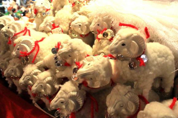 Semillas, borregos y ropa interior de colores, los amuletos para recibir el año