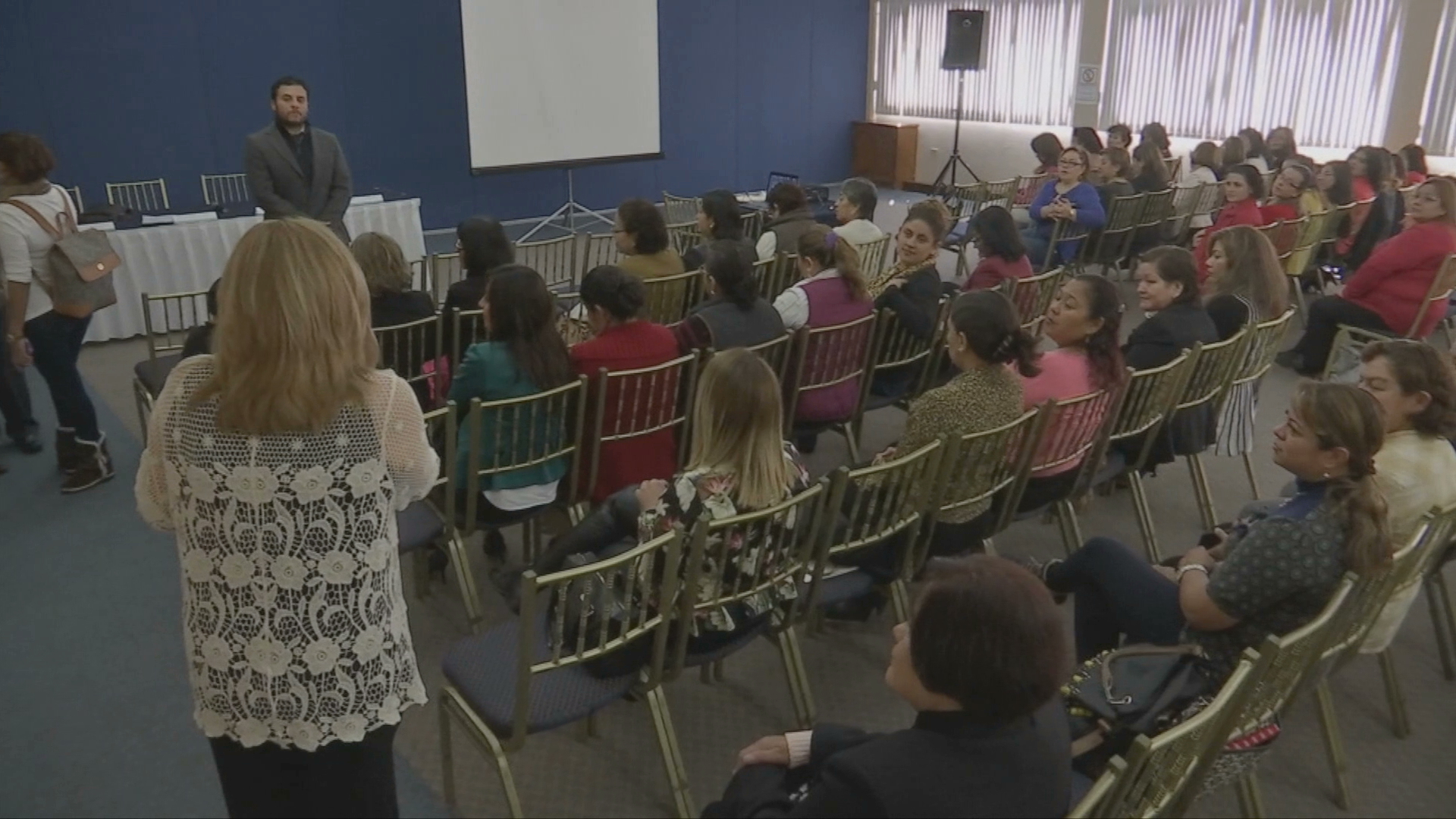 Canaco Xalapa imparte curso a mujeres emprendedoras