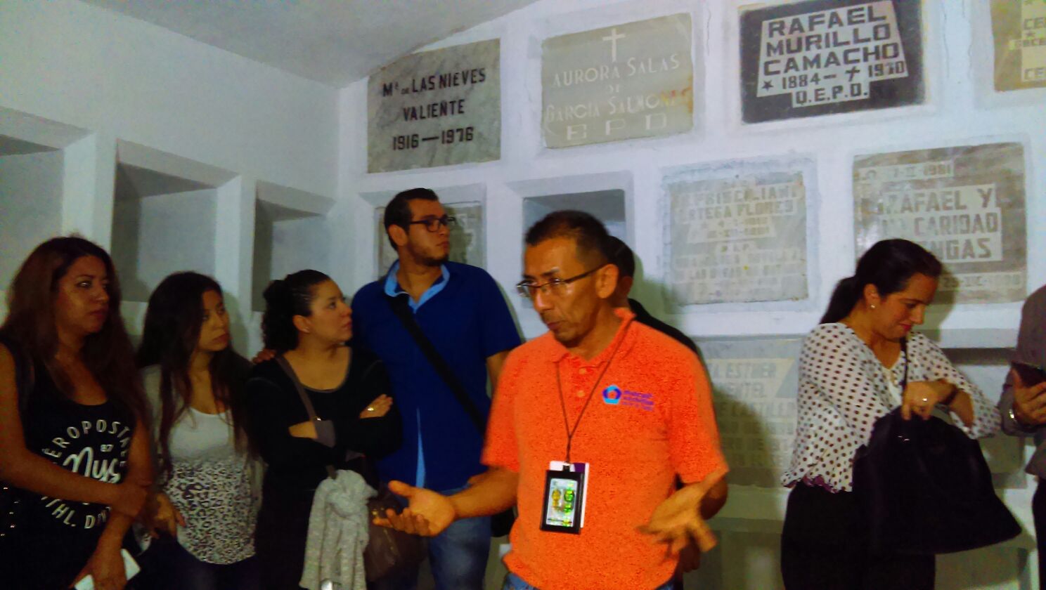 Gran afluencia tuvo la apertura de las criptas de la Catedral de Xalapa