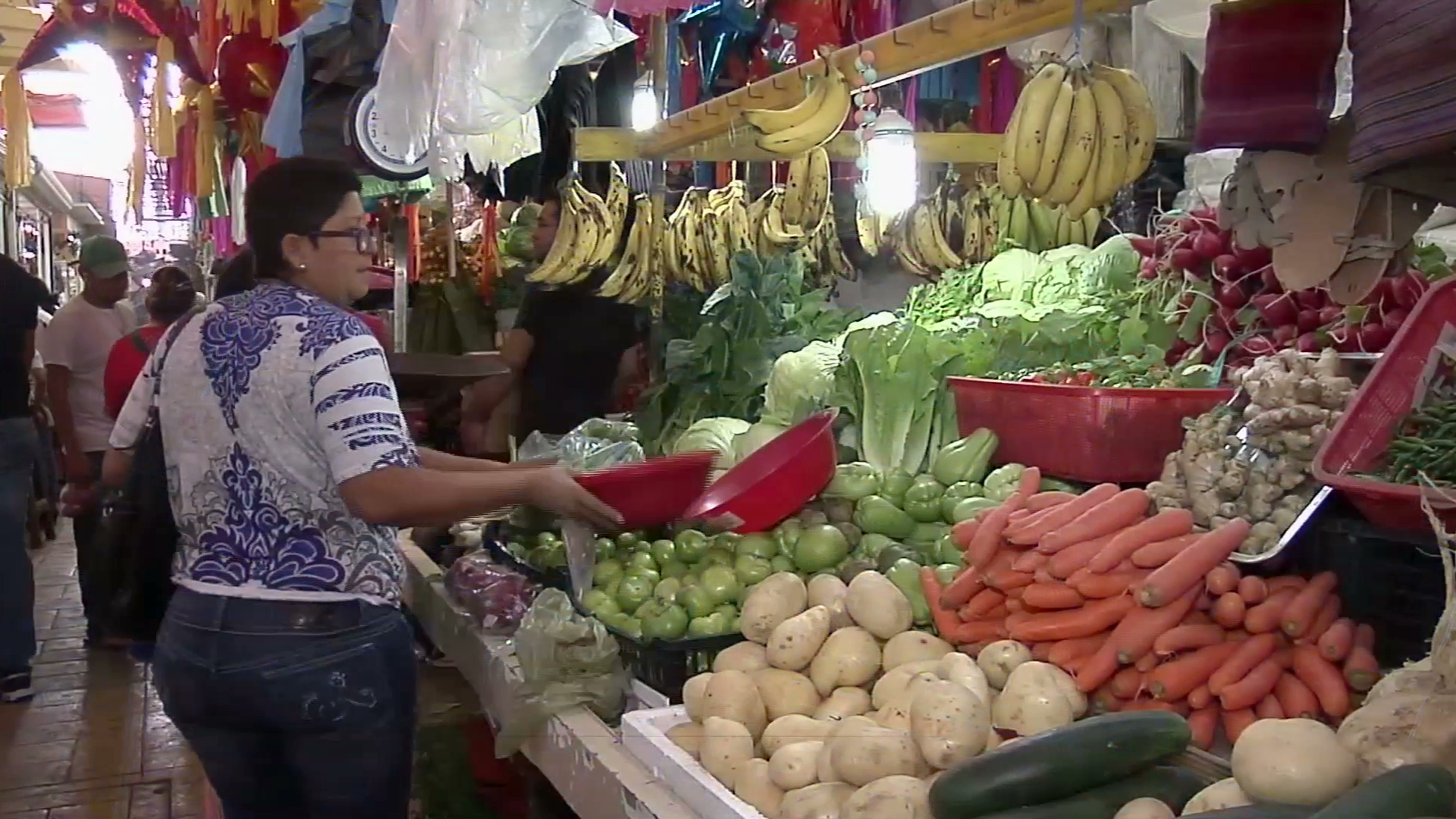 Amplían plazo para que locatarios de Xalapa regularicen su situación jurídica-administrativa