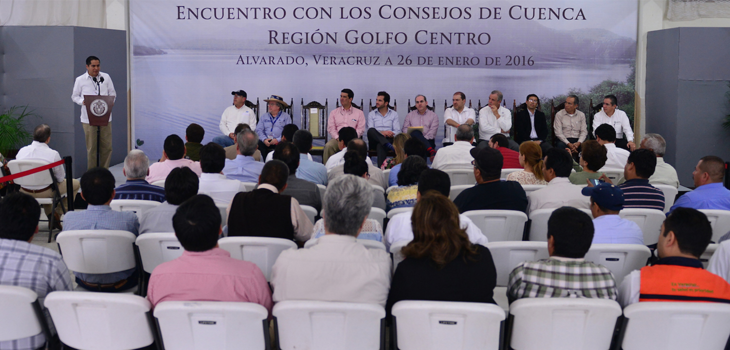 Se reúnen en Veracruz SEMARNAT y CONAGUA con Consejos de Cuenca Región Golfo Centro