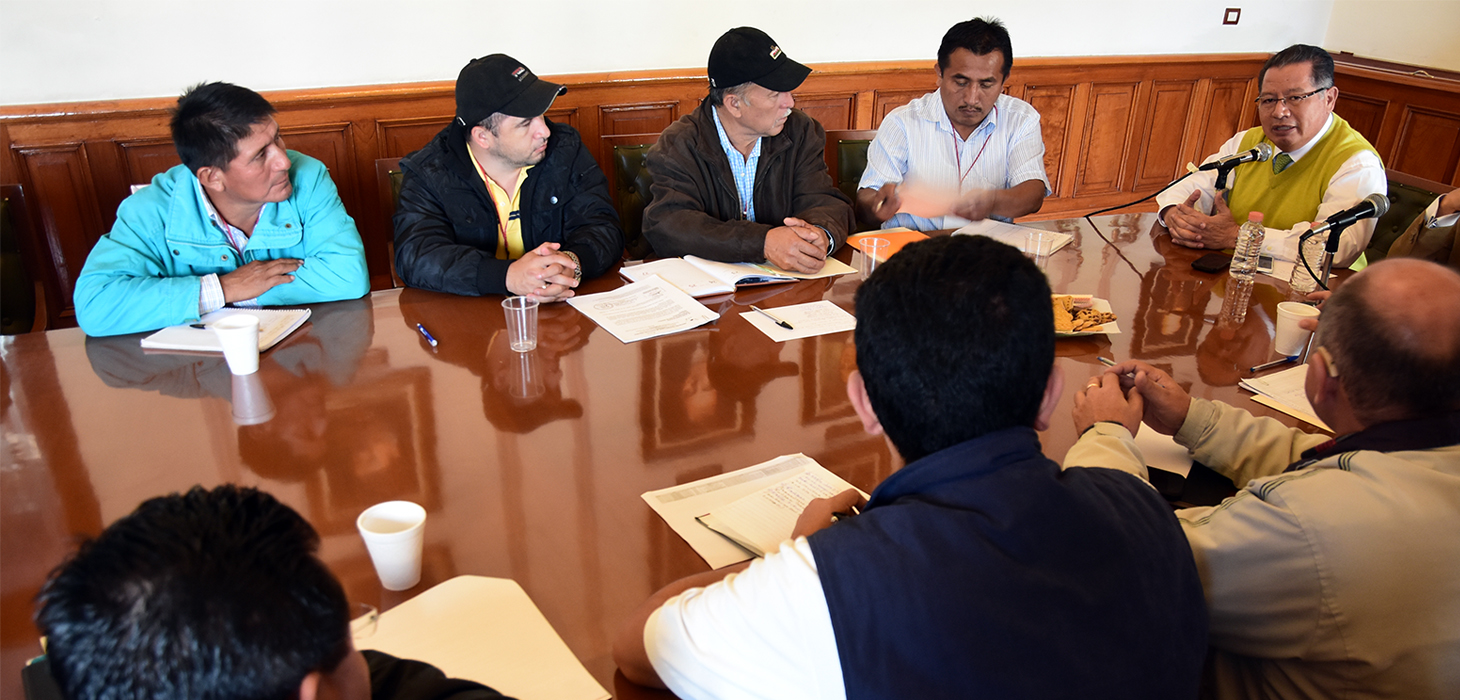 Se reúne Gobierno del Estado con agentes y subagentes de la zona sur