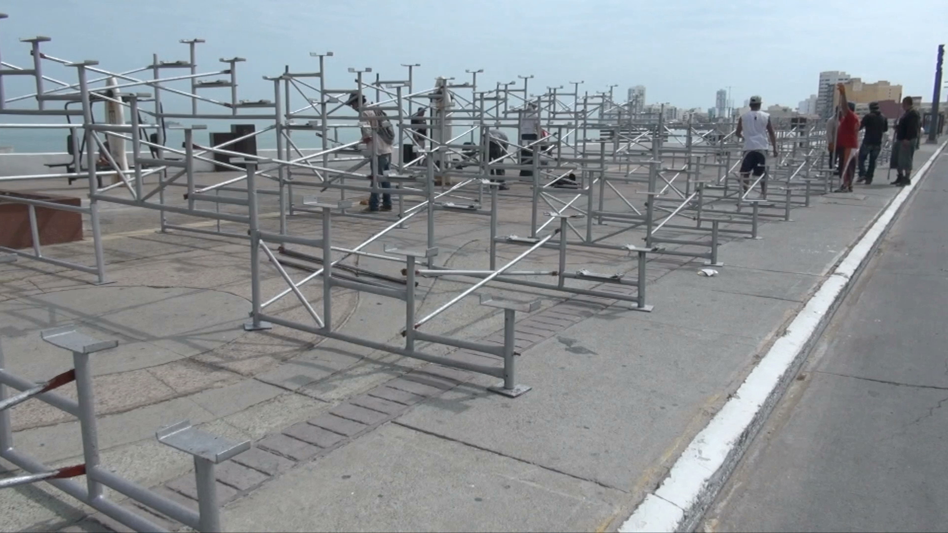Inician colocación de gradas para el Carnaval de Veracruz en Boca del Río