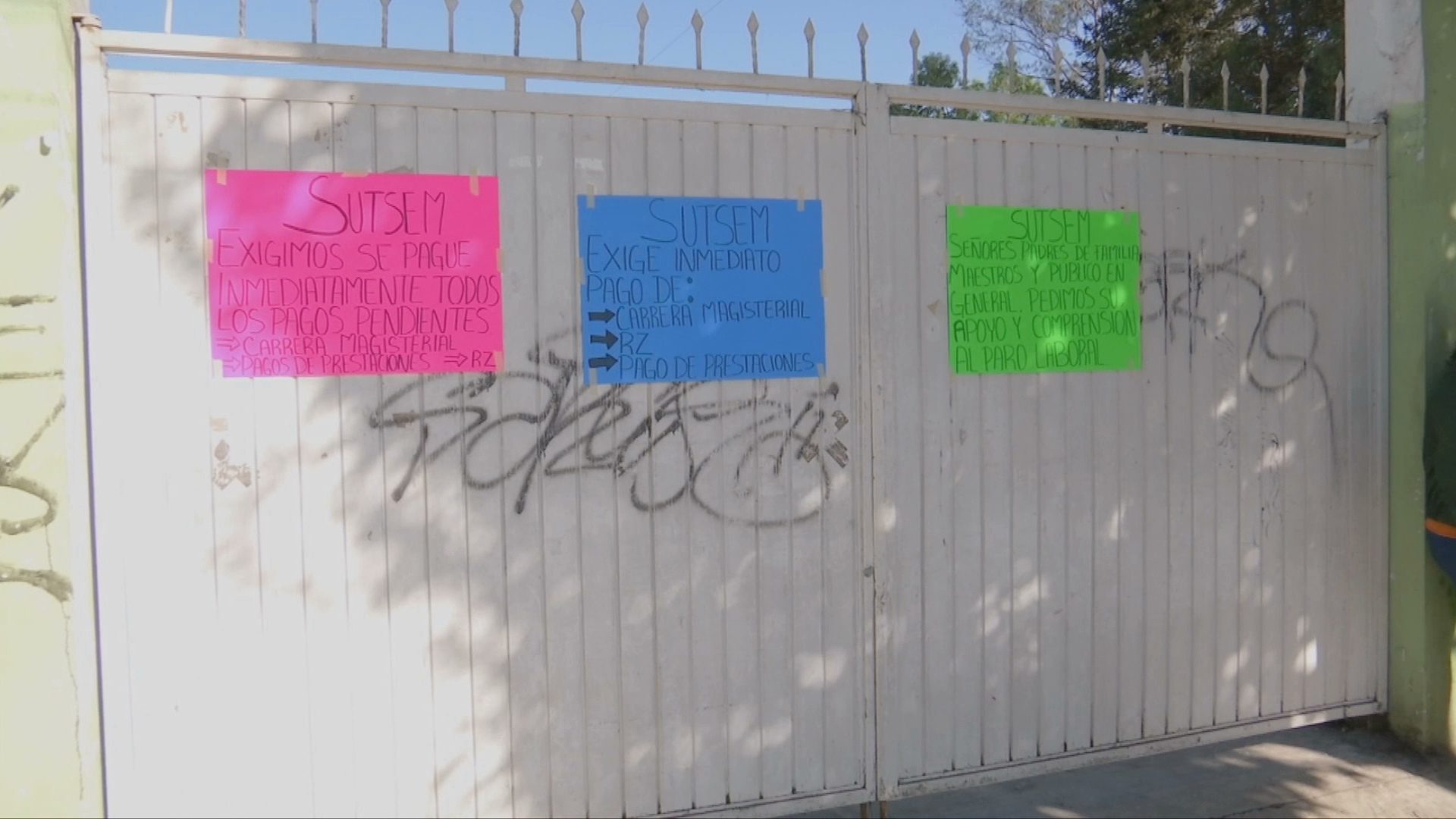 Paro de labores en escuelas de Xalapa por falta de pagos