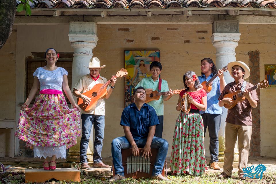 Propone Rafael Figueroa que UV cree audioteca para preservar música jarocha y caribeña