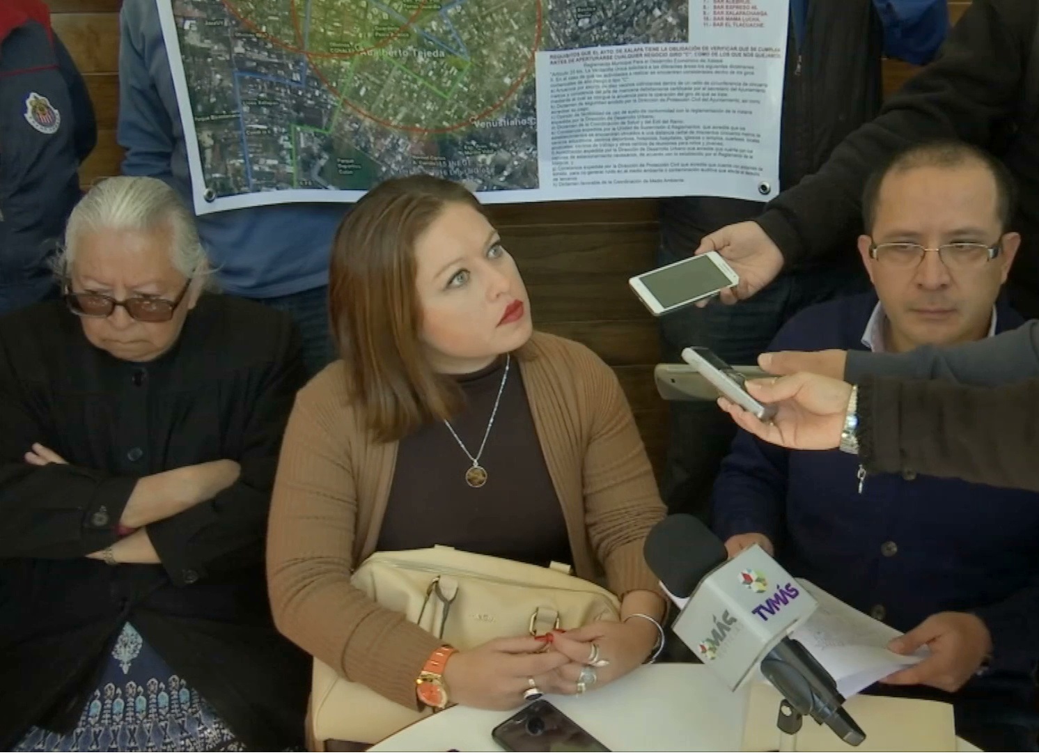 Asociaciones de vecinos piden clausura de bares en Xalapa