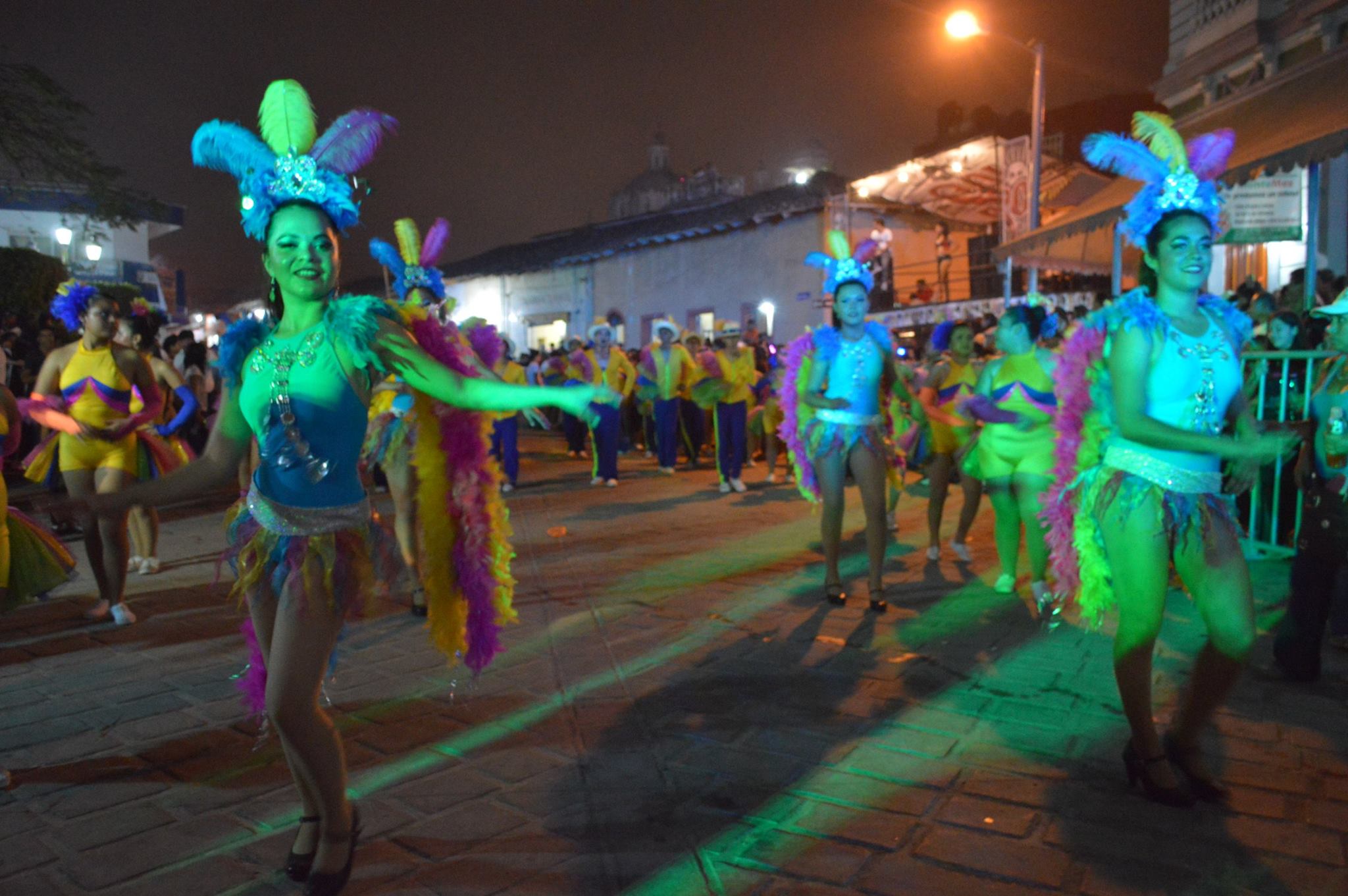 Ayuntamiento de Coatzacoalcos analiza evento de carnaval MÁSNOTICIAS