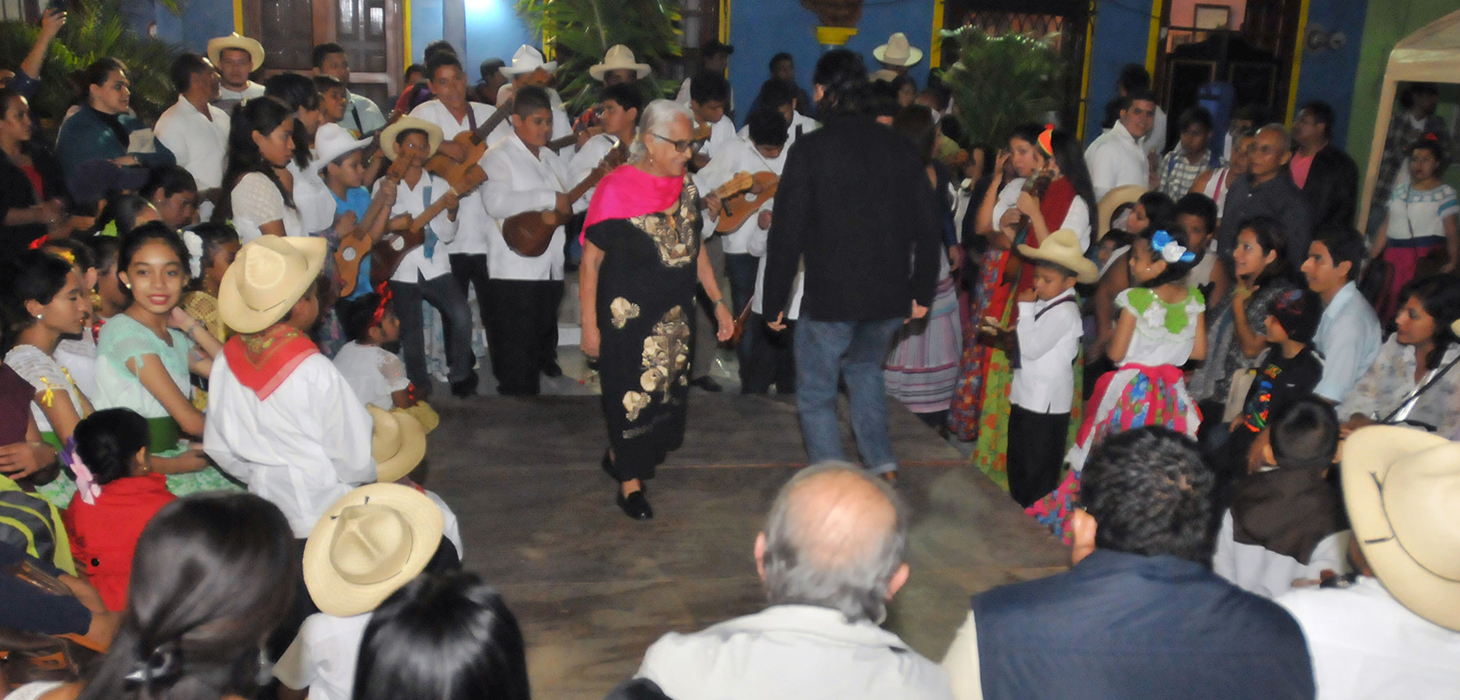 Liberan fandangos el espíritu jarocho en Fiestas de La Candelaria