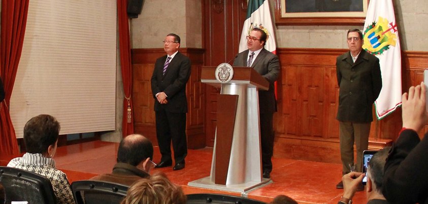 Gobierno de Veracruz dotará de autonomía presupuestaria a la UV