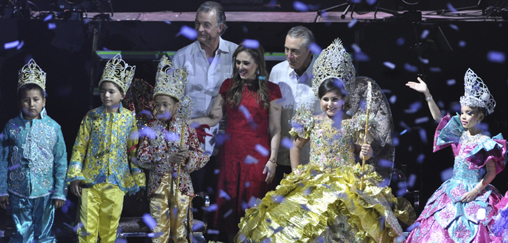 Coronan a Reyes Infantiles del Carnaval de Veracruz 2016